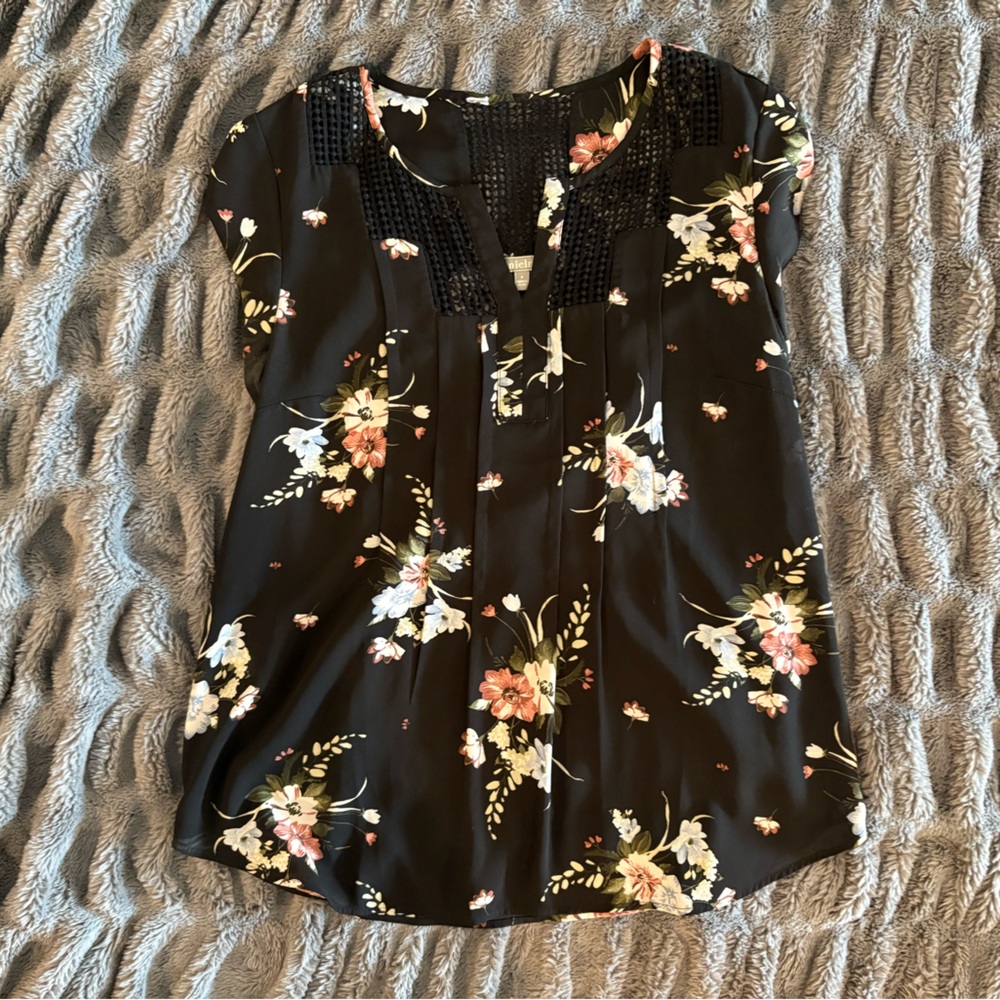 Daniel Rainn Black Floral Blouse